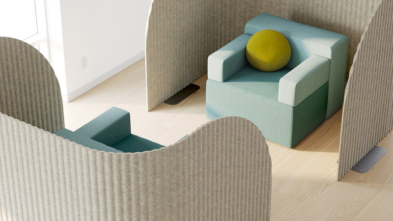Conversa Collection Lounge Chair with Arms