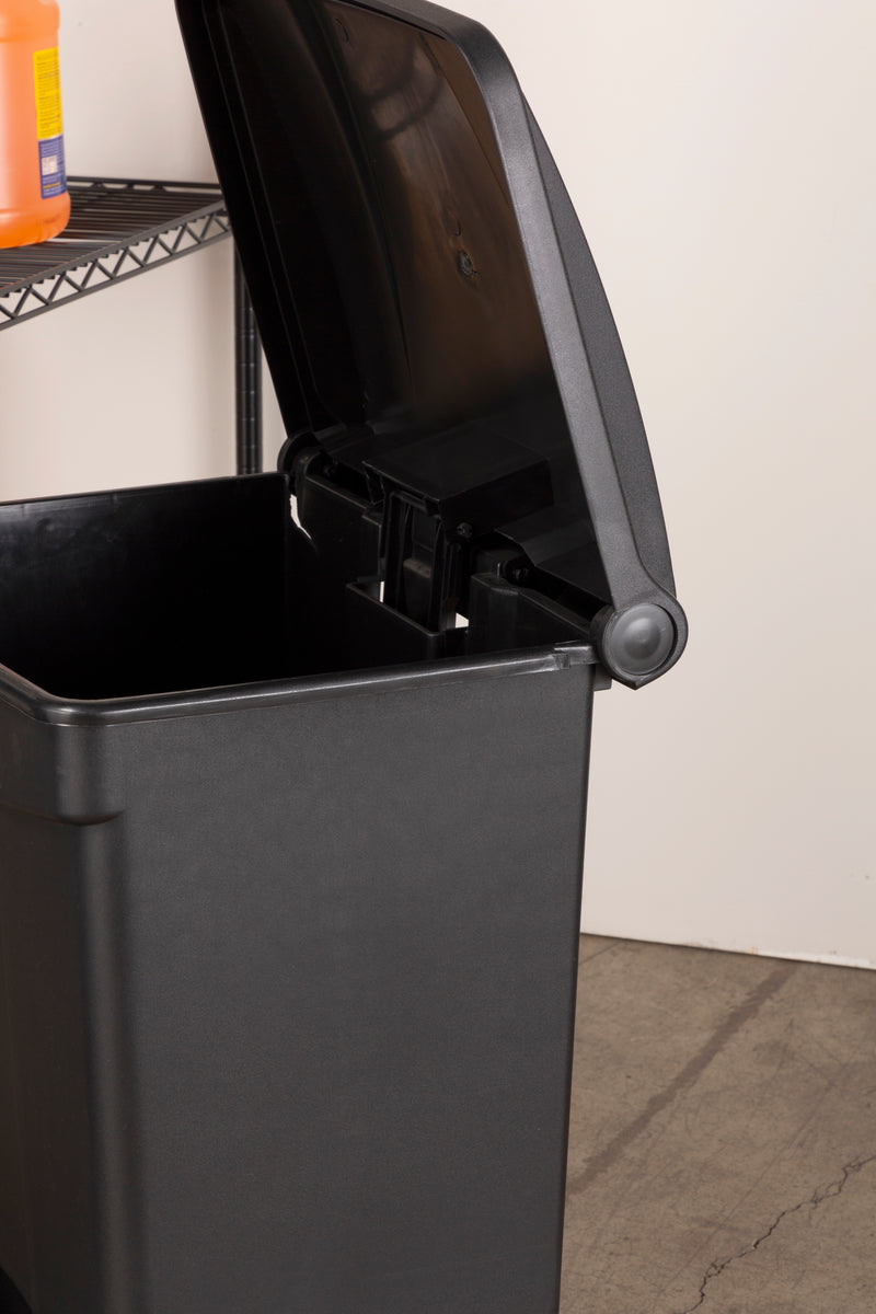 Plastic Step-On Waste Receptacle - 23 Gallon Capacity