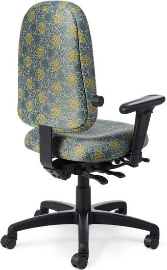 7780 - Office Master Paramount Medium Build Ergonomic Office Chair With Lumbar Support