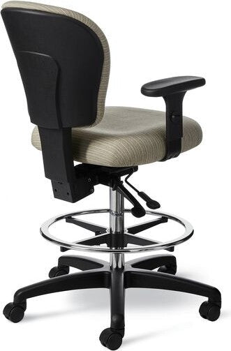 CL47 - Office Master Classic Task Chair with Footring
